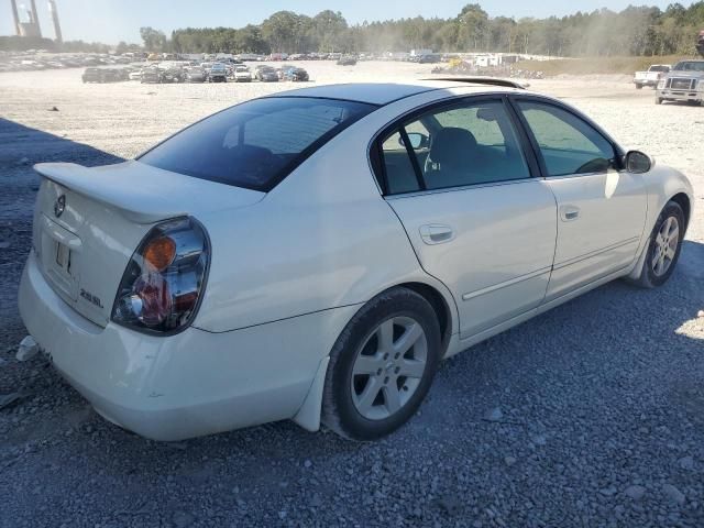 2002 Nissan Altima Base