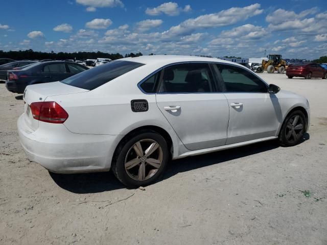 2012 Volkswagen Passat SE