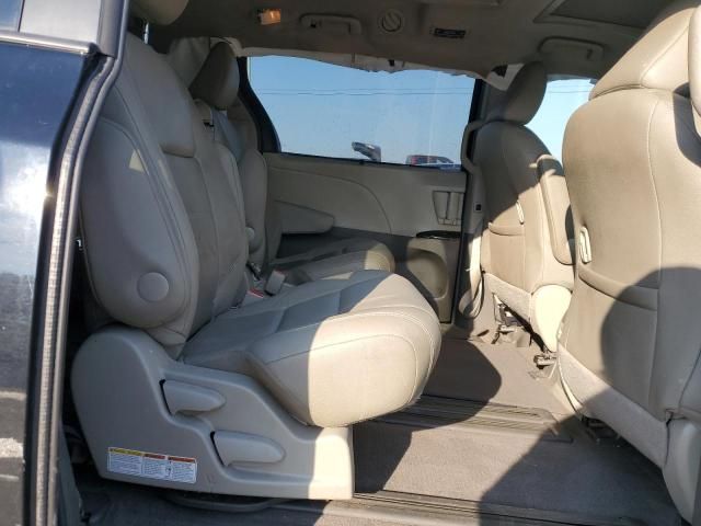 2015 Toyota Sienna XLE