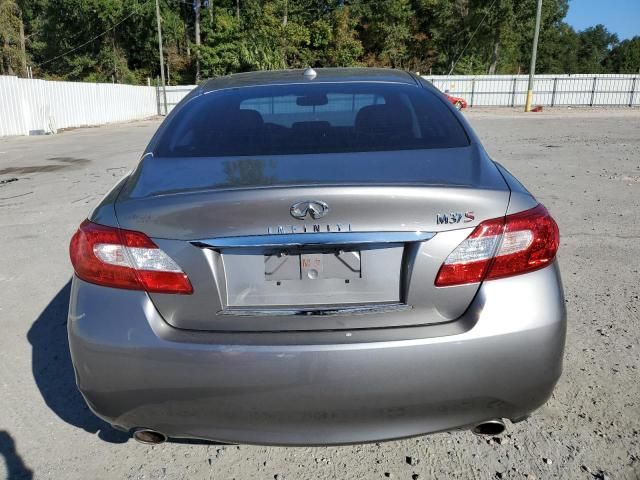 2011 Infiniti M37