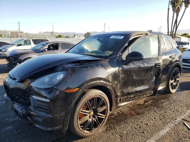 2014 Porsche Cayenne GTS