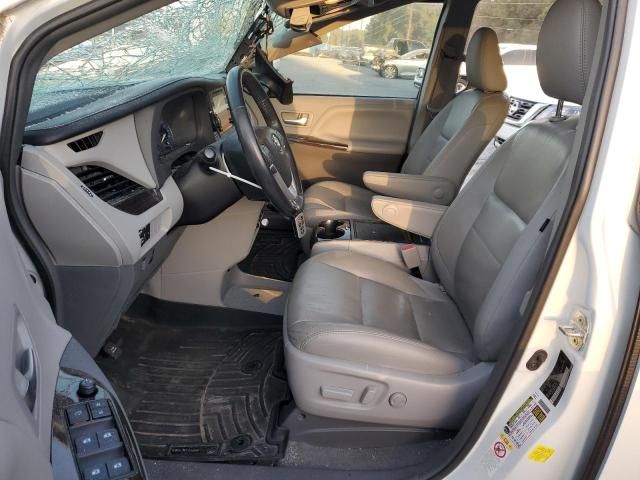 2018 Toyota Sienna XLE