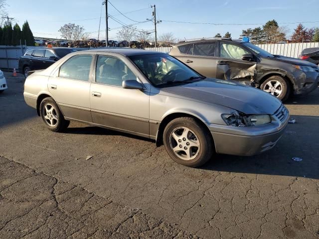 1997 Toyota Camry LE