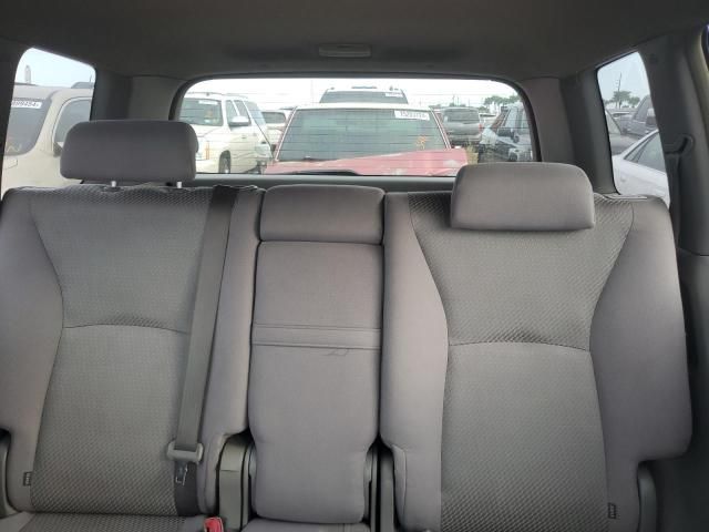 2004 Toyota Highlander Base