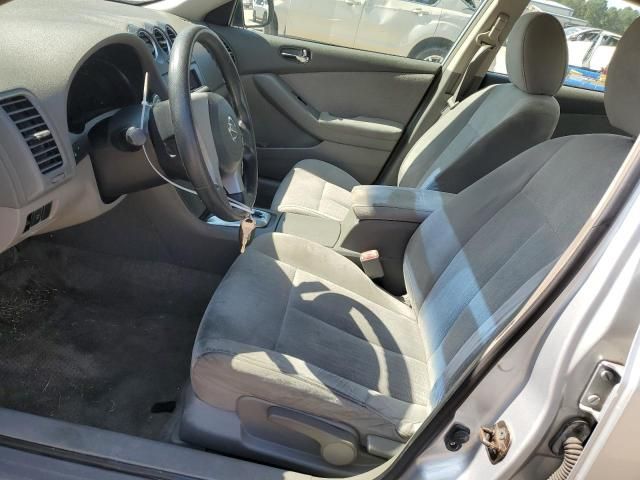 2010 Nissan Altima Base