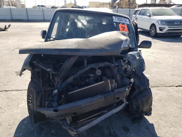 2005 Scion XB