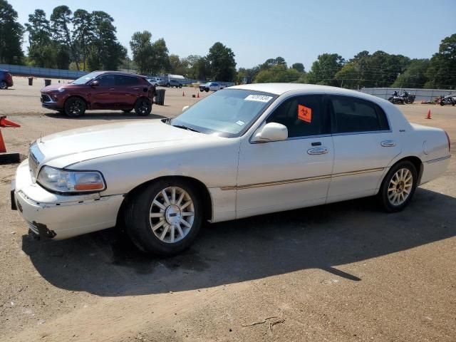 2007 Lincoln Town Car Signature