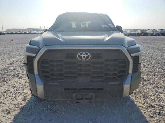 2022 Toyota Tundra Crewmax SR