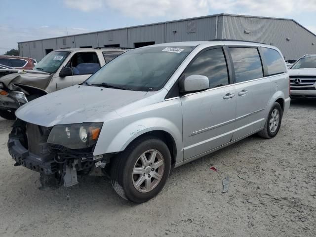 2011 Chrysler Town & Country Touring