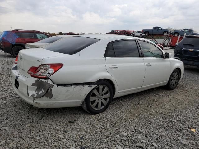 2005 Toyota Avalon XL