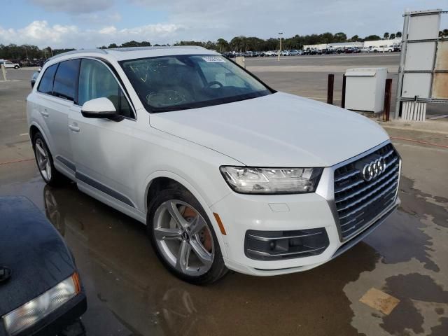 2019 Audi Q7 Prestige