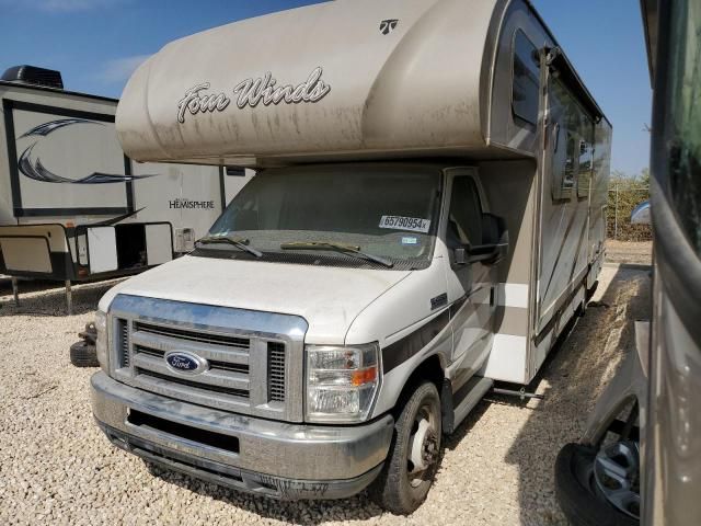 2015 Ford Econoline E450 Super Duty Cutaway Van