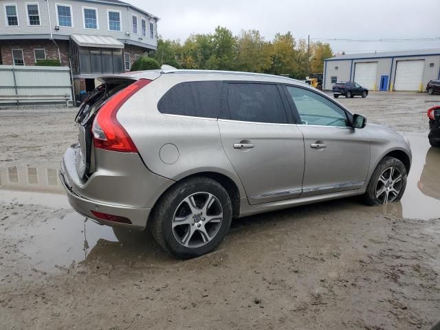 2015 Volvo XC60 T6 Platinum