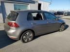 2016 Volkswagen E-GOLF SE