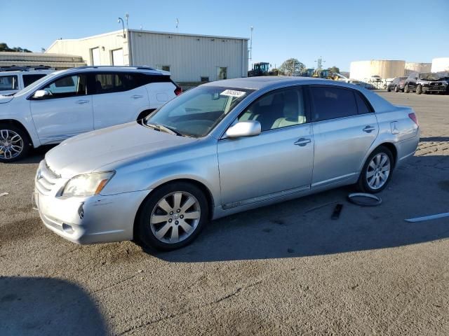 2005 Toyota Avalon XL