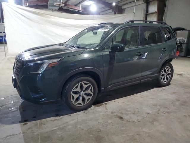 2024 Subaru Forester Premium