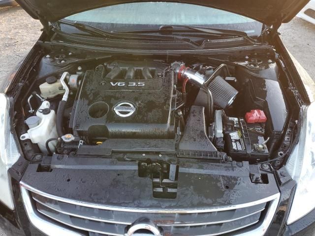 2010 Nissan Altima SR