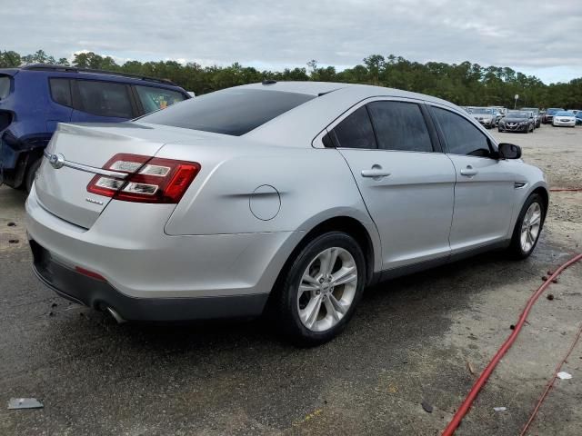 2016 Ford Taurus SE