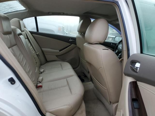 2010 Nissan Altima Base