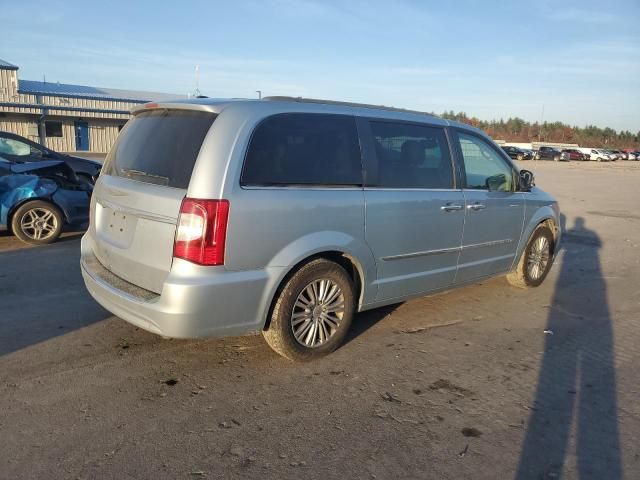 2016 Chrysler Town & Country Touring L