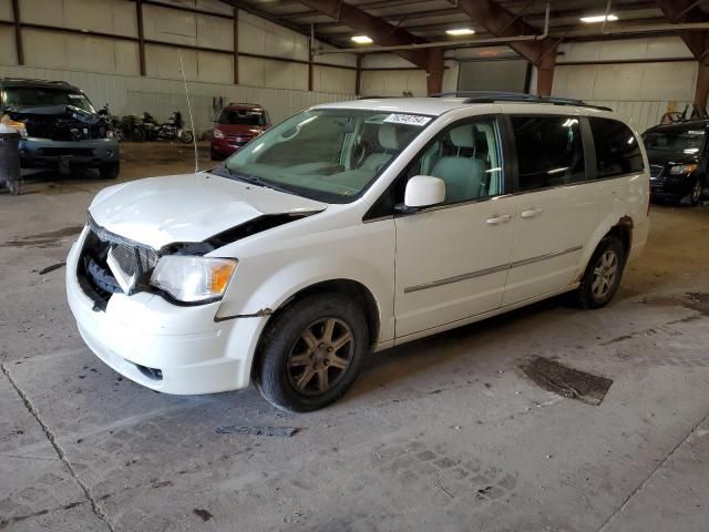 2009 Chrysler Town & Country Touring