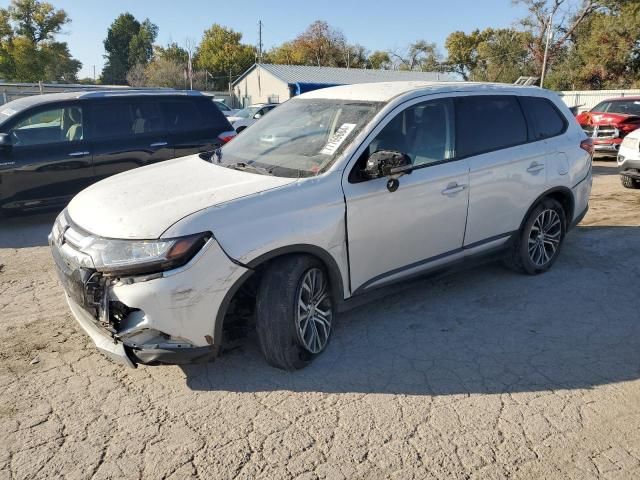 2016 Mitsubishi Outlander SE