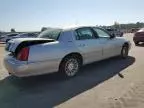 1999 Lincoln Town Car Signature