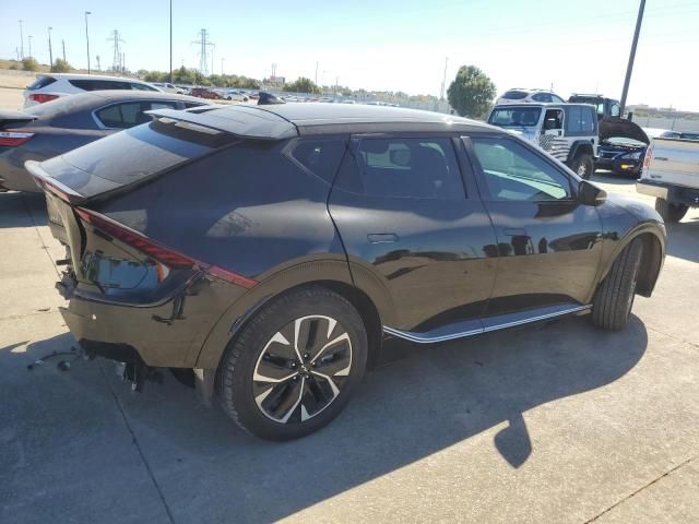 2022 KIA EV6 Light