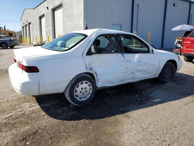 1999 Toyota Camry LE