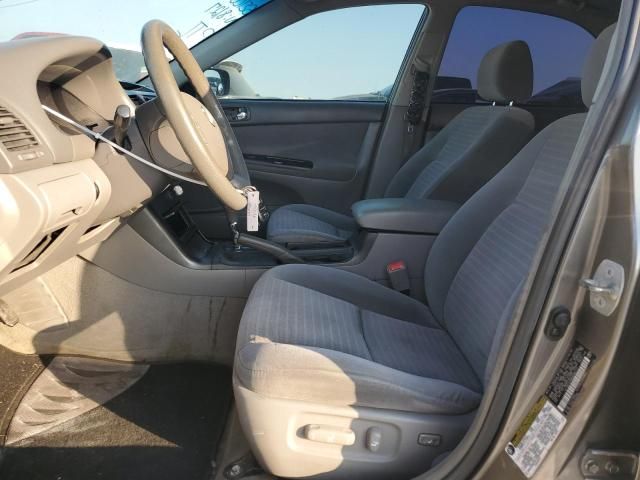 2005 Toyota Camry LE