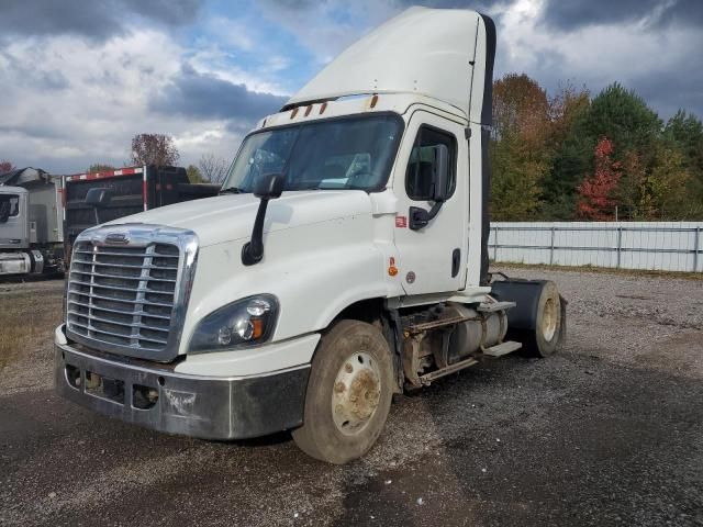 2016 Freightliner Cascadia 125