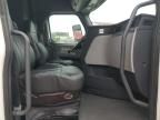 2019 Freightliner Cascadia 126