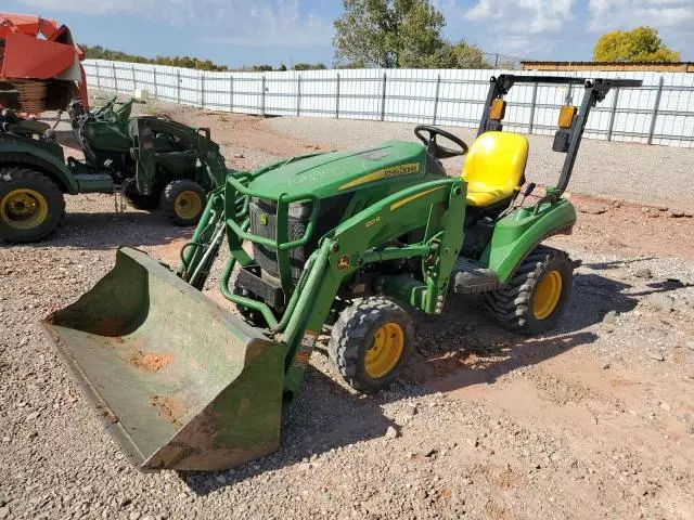 2018 John Deere 1023E