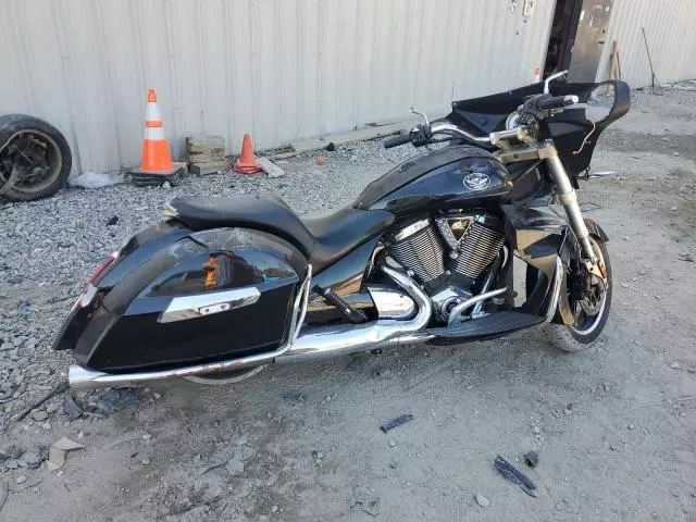 2011 Victory Cross Roads Standard