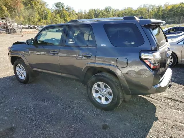 2023 Toyota 4runner SE