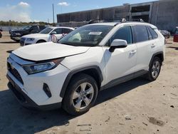 Carros salvage sin ofertas aún a la venta en subasta: 2019 Toyota Rav4 XLE