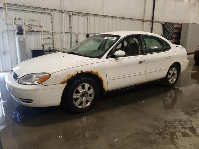 2005 Ford Taurus SEL