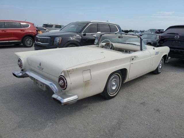 1957 Ford Thunderbird