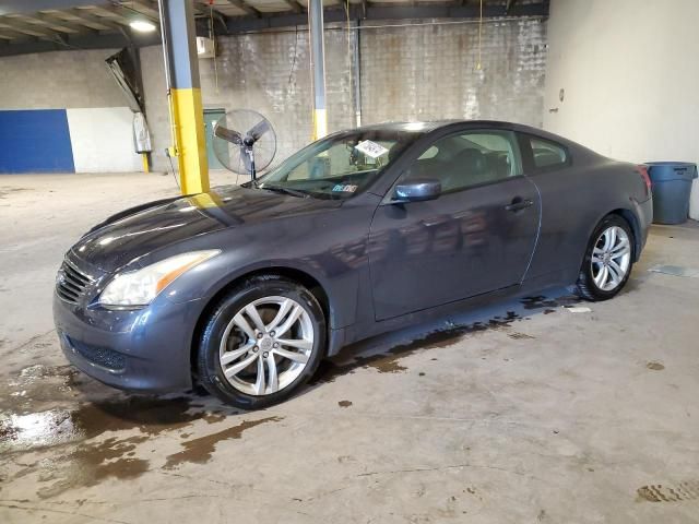 2010 Infiniti G37