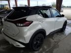 2022 Nissan Kicks SR