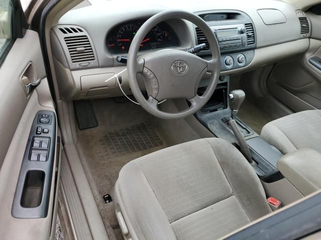 2005 Toyota Camry LE