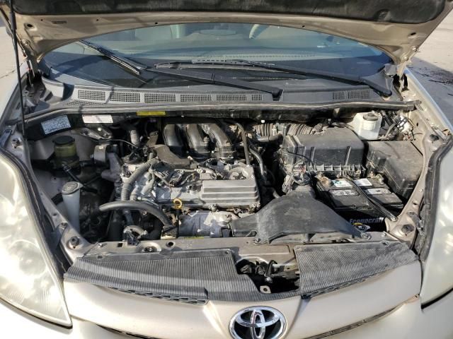 2008 Toyota Sienna CE