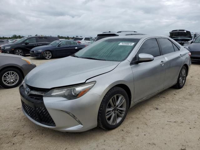 2016 Toyota Camry Hybrid