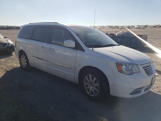 2016 Chrysler Town & Country Touring