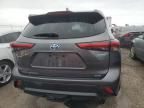 2020 Toyota Highlander Hybrid XLE