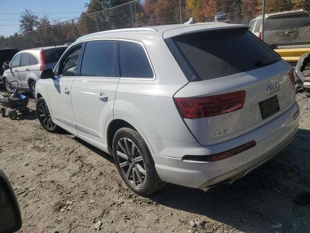 2018 Audi Q7 Premium Plus