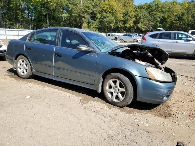 2002 Nissan Altima Base