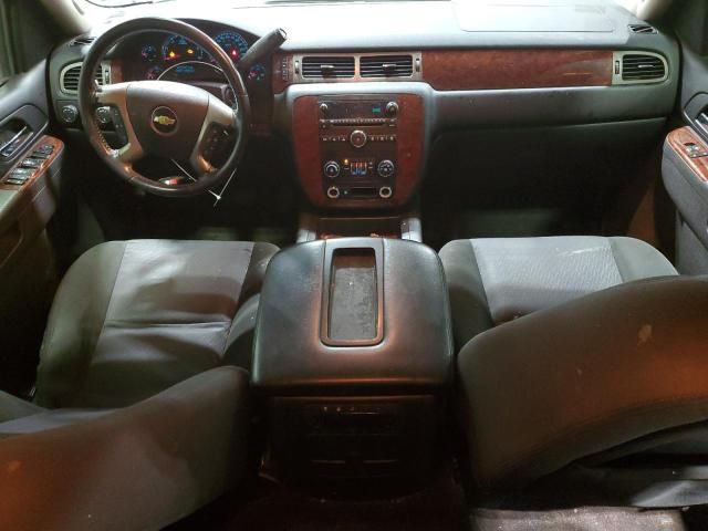 2011 Chevrolet Suburban K1500 LS