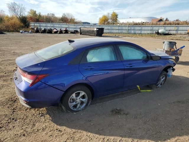 2022 Hyundai Elantra SE