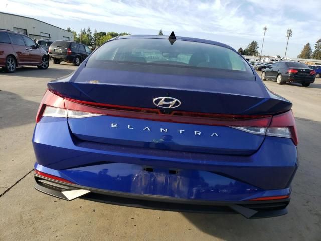 2022 Hyundai Elantra SEL